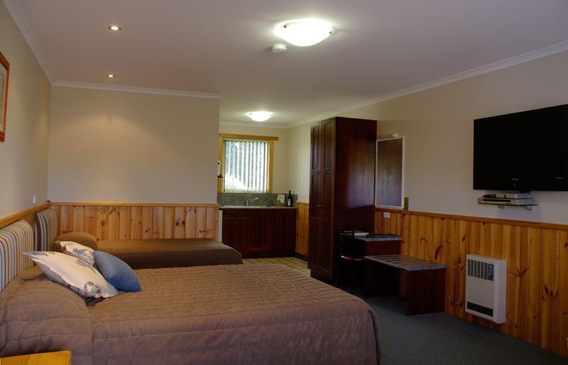 Kentish Hills Retreat Motel Sheffield Exterior photo